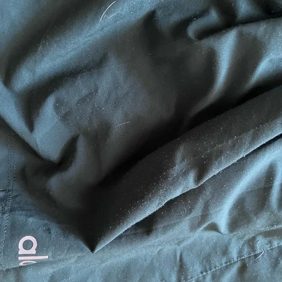 ALO Yoga Women's Dark Green Tennis Skirt - Picture 3 of 4